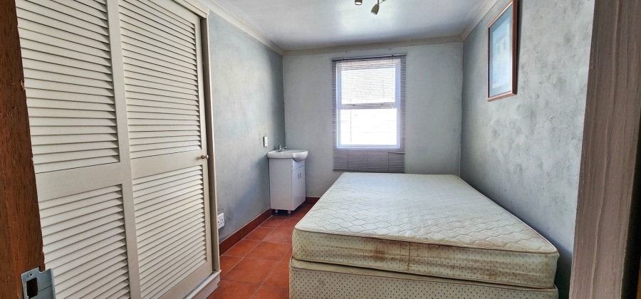 4 Bedroom Property for Sale in Struisbaai Western Cape